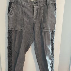 Cropped HEI linen pants with lace detail